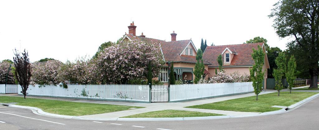 Dalfruin B&B Bairnsdale Eksteriør billede